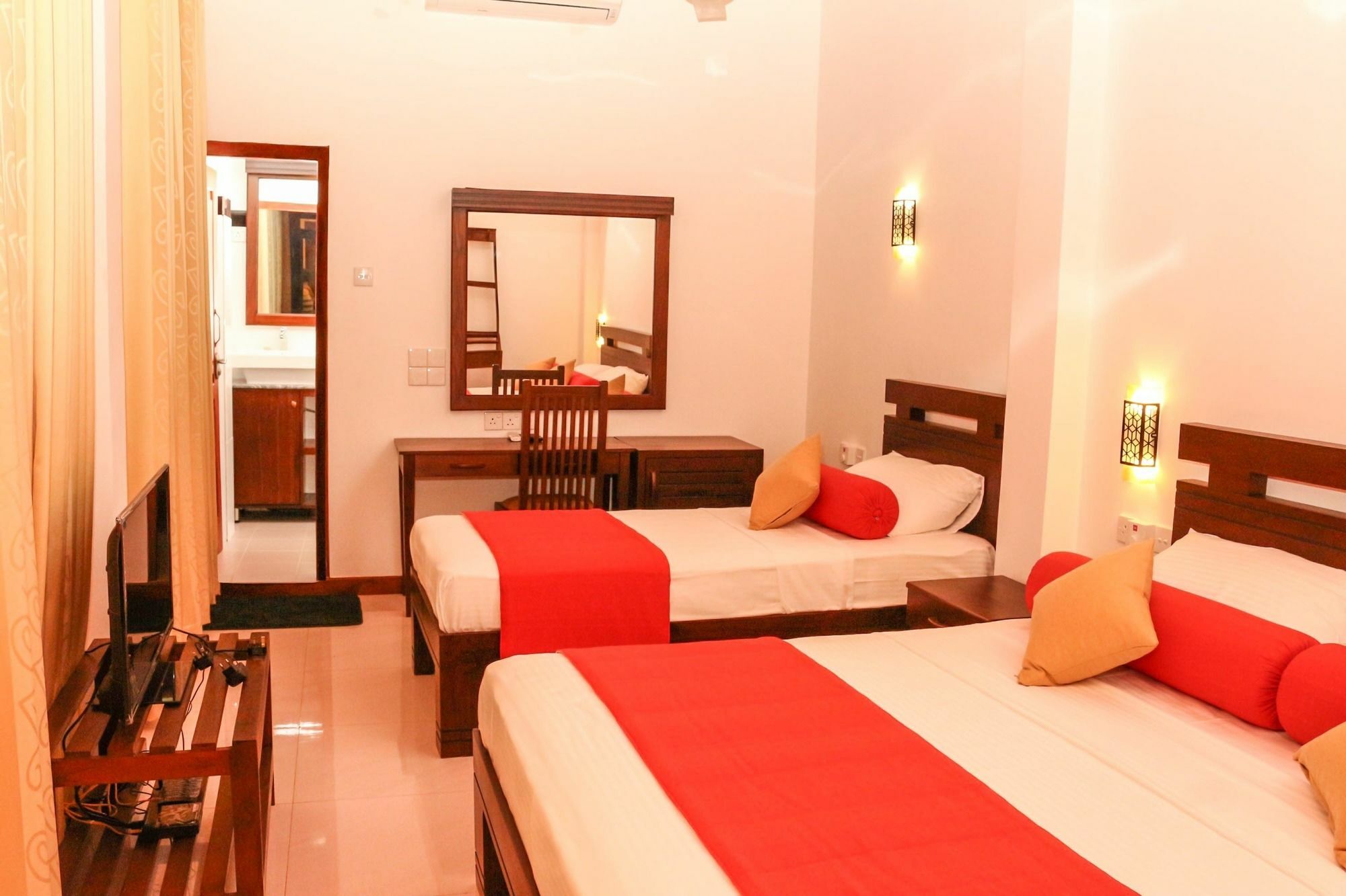 Vin Roma Inn Kandy Kültér fotó